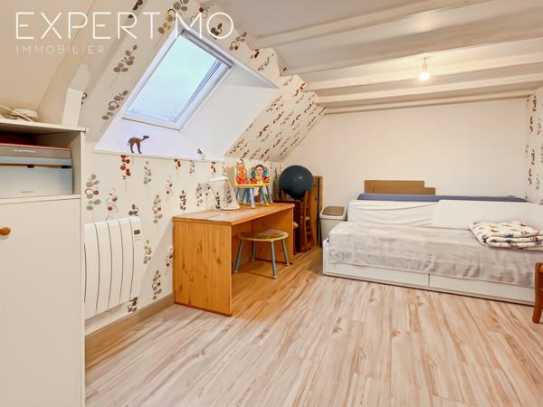 Bruyères-le-Châtel (91680) Maison familiale 6 chambres – Vie de plain-pied – Grand jardin – Bruyères-le-Châtel