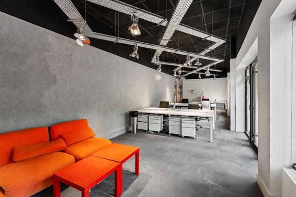 Bureaux à louer 125 m² - Paris 14e - Large vitrine et excellente accessibilité
