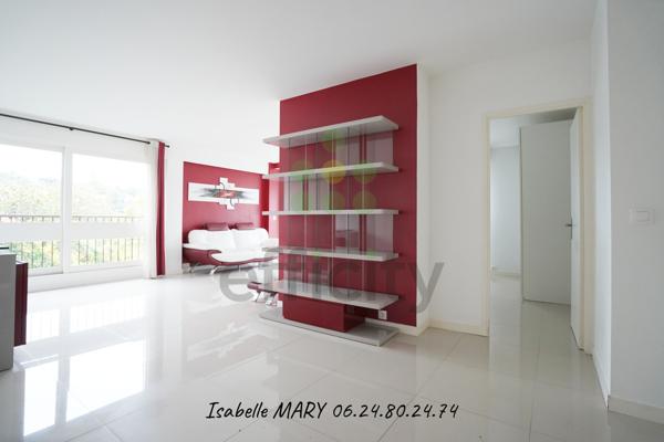 Appartement 3 pièces - 82 m² Exclusivité efficity