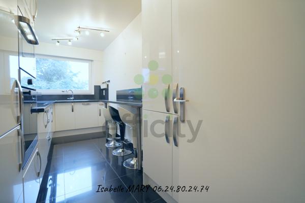 Appartement 3 pièces - 82 m² Exclusivité efficity