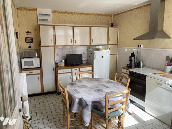 SOURDEVAL  - VENTE  VIAGER OCCUPE