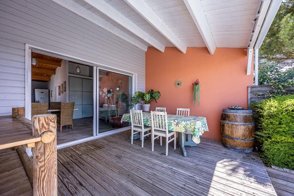 Maison quatre chambres, suite parentale en rez-de-chaussée, piscine !,  
Lagord 17140