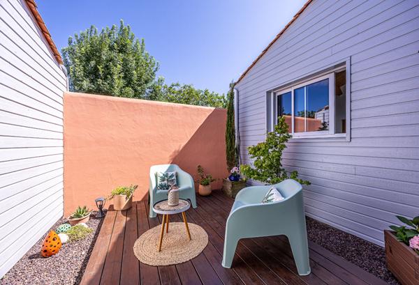Maison quatre chambres, suite parentale en rez-de-chaussée, piscine !,  
Lagord 17140