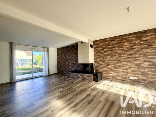 Maison à vendre 6 pièces 131 m² Berchères-Saint-Germain