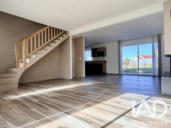 Maison à vendre 6 pièces 131 m² Berchères-Saint-Germain