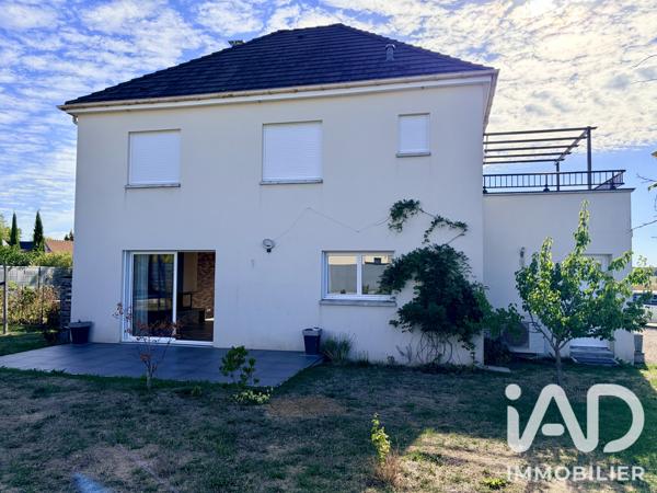 Maison à vendre 6 pièces 131 m² Berchères-Saint-Germain
