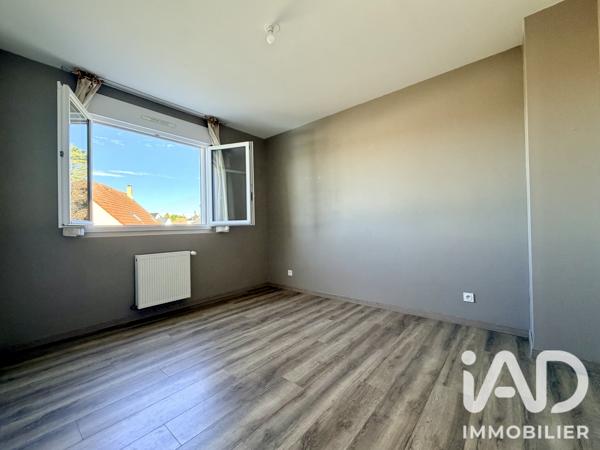 Maison à vendre 6 pièces 131 m² Berchères-Saint-Germain
