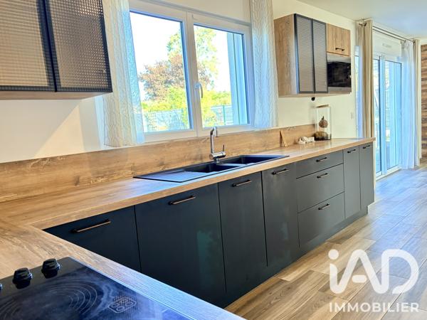 Maison à vendre 6 pièces 131 m² Berchères-Saint-Germain