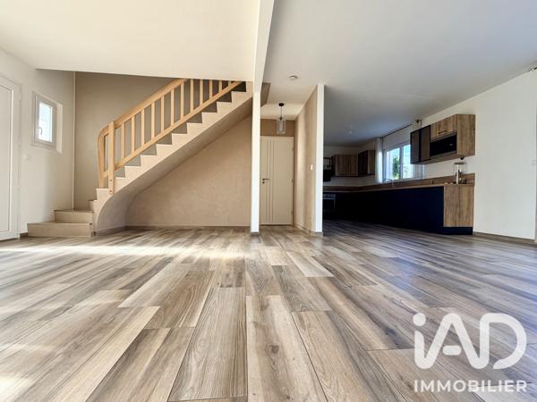 Maison à vendre 6 pièces 131 m² Berchères-Saint-Germain