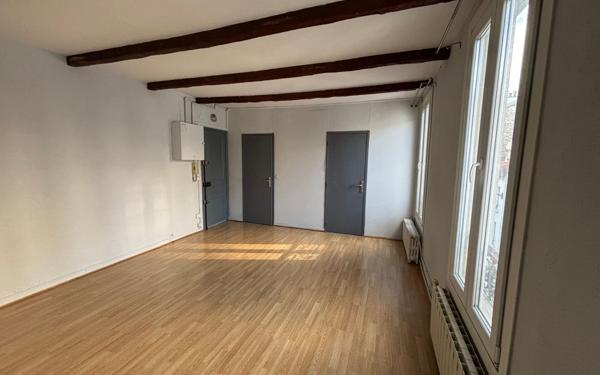 Appartement à vendre    1 pièce • 26 m2 Paris 14