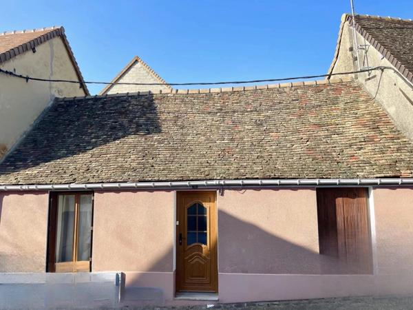 Location                                                      Maison
                        
                     2 pièces                      45 m2                     à Houdan