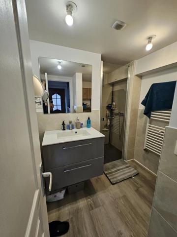 Location                                                      Maison
                        
                     2 pièces                      45 m2                     à Houdan