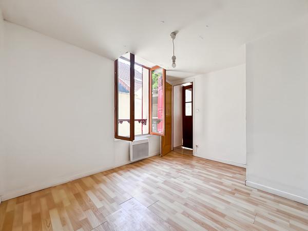 Maison 3 pièces en centre-ville de Verrières-le-Buisson, Terrasse 20m²