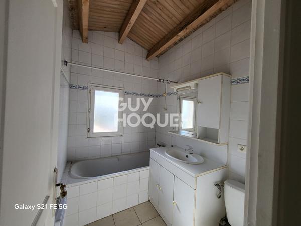 Charmante maison 4 pièces à vendre à Saint-Pierre-d'Oléron avec piscine et tennis