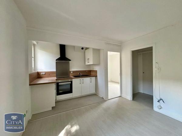 Appartement à louer 2 pièces 37.79m² Agen (47000)