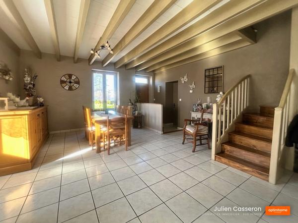 Chantonnay centre – Maison 153 m² – 3 chambres, piscine et garage