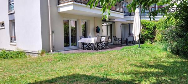 Suresnes - Appartement 3 pièces de 58 m² avec jardin 200 m² - Parking et Cave - 2ème parking en sus