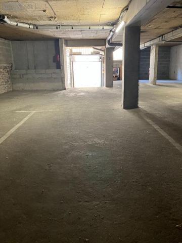 Garage - Parking à louer à Rennes en Ille-et-Vilaine (35000), ref : 1328