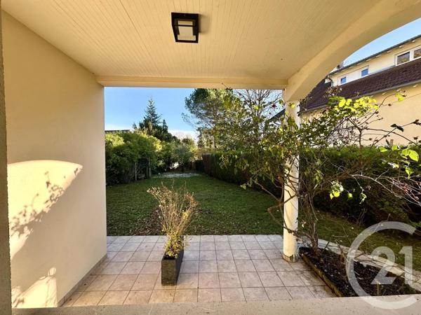 Maison à vendre  6 pièces - 168,53 m 2   LA CELLE ST CLOUD  - 78