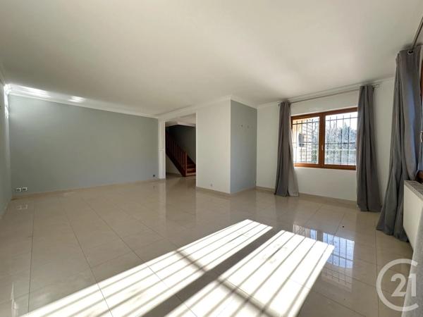 Maison à vendre  6 pièces - 168,53 m 2   LA CELLE ST CLOUD  - 78