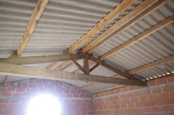 Grange en cours de transformation à vendre 1 pièces à MONTESQUIOU (32) 42.50 m² sur terrain de 400 m² environ.