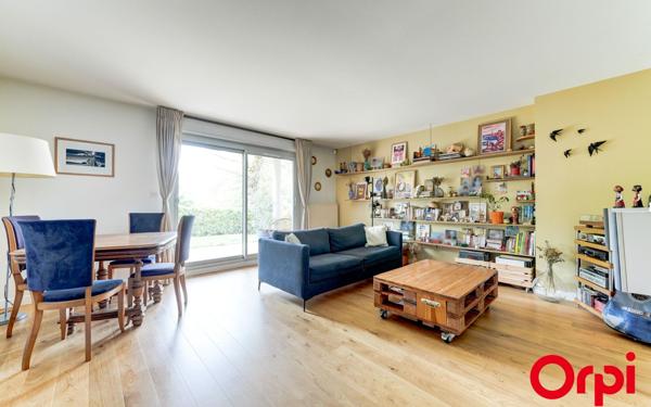 Appartement à vendre    4 pièces • 83,77 m2 Caluire-et-Cuire