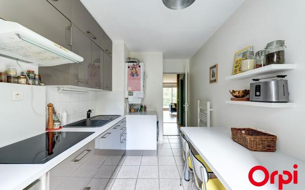 Appartement à vendre    4 pièces • 83,77 m2 Caluire-et-Cuire