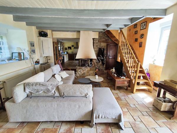 Longère à vendre à Moustoir-Ac 3 chambres - 4860 M² de terrain - piscine