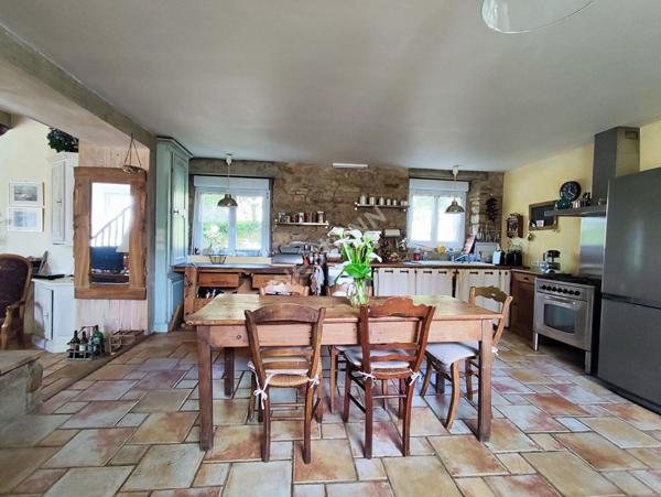 Longère à vendre à Moustoir-Ac 3 chambres - 4860 M² de terrain - piscine