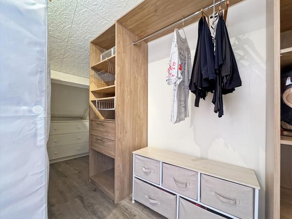 Pavillon 4 chambres Secteur Mairie