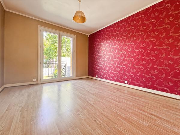 Pavillon 4 chambres Secteur Mairie
