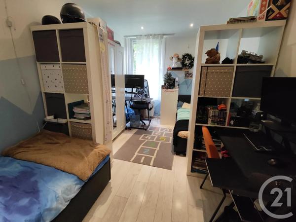 Appartement F4 à vendre  4 pièces - 83,56 m 2   FRANCONVILLE LA GARENNE  - 95