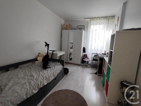 Appartement F4 à vendre  4 pièces - 83,56 m 2   FRANCONVILLE LA GARENNE  - 95
