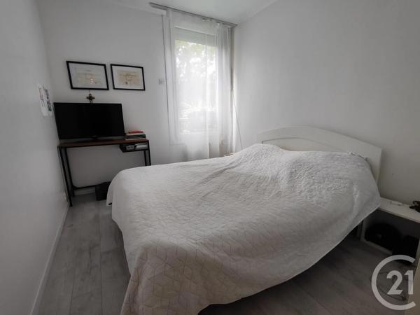 Appartement F4 à vendre  4 pièces - 83,56 m 2   FRANCONVILLE LA GARENNE  - 95