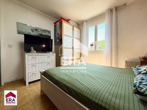 Belle villa avec vue, plain pied, garage à Mormoiron