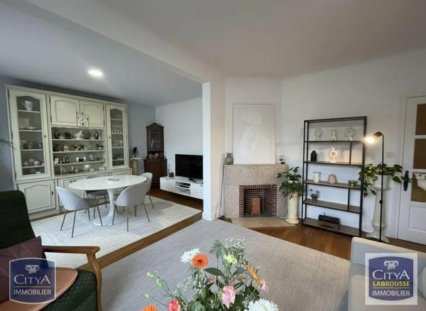 Immeuble à vendre 208m²