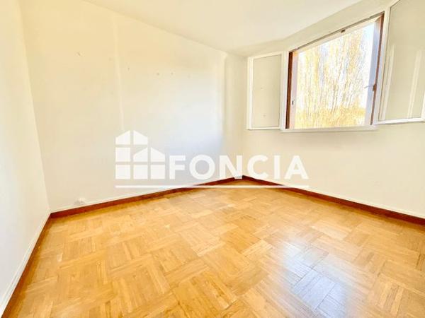 À vendre Appartement 5 pièces 77 m² - Le Plessis-robinson 92350