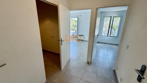 Roquebrune-sur-Argens village – T3 – terrasse couverte – garage