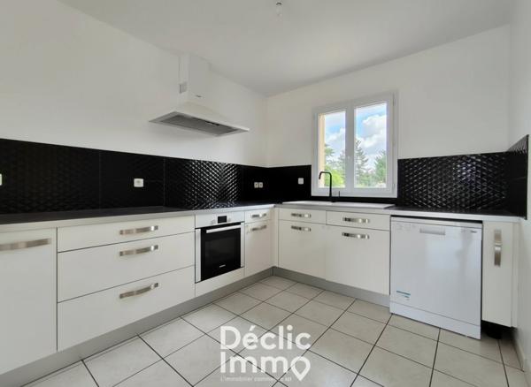 Vente pavillon La couronne, 103m² 6 pièces 212 000€ avec garage