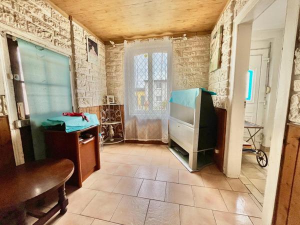 Maison individuelle 3ch avec garage / cave / et jardin