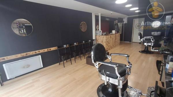 Vente                                                      Immeuble
                        
                     4 pièces                      90 m2                     à Beaugency