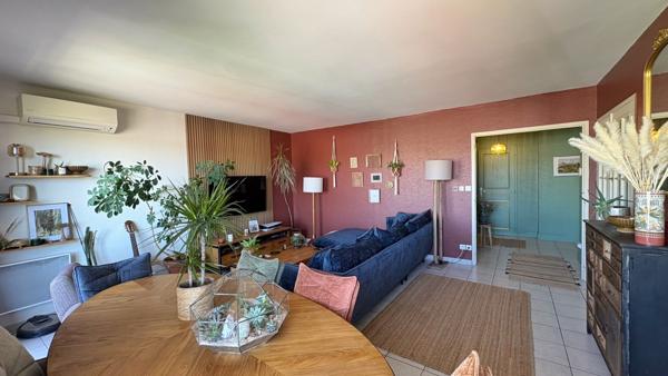 Appartement
                                                                                                                                                                                                                                                                                                                        3 pièce(s)                                                                                                                                                                                                          2 chambre(s)                                                                                                                                                                                                          74.56  m²