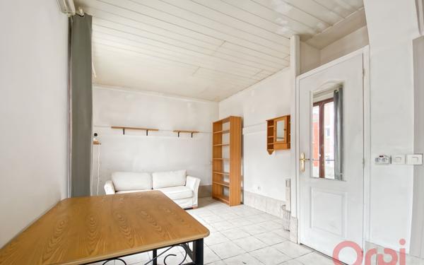 Appartement à vendre    1 pièce • 17,86 m2 Saint-Ouen