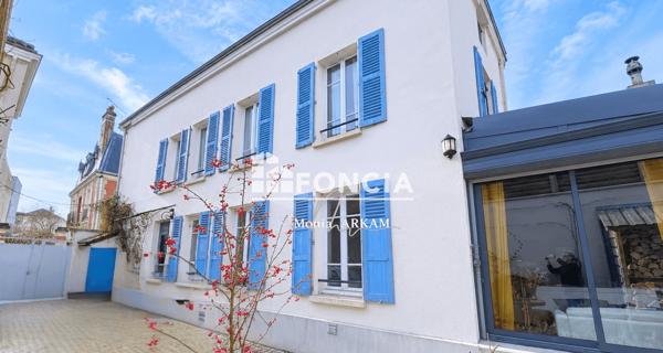 À vendre Maison 7 pièces 172 m² - Les Lilas 93260