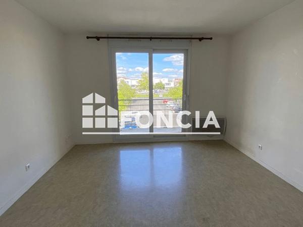 Location Studio 22.69 m² - 1 RUE CHANTEMERLE Poitiers 86000