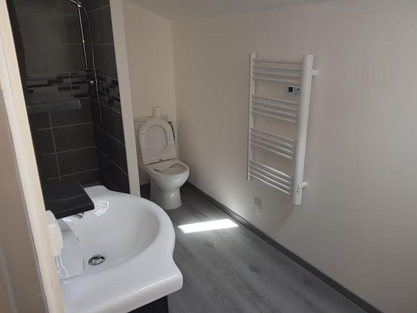 A louer Appartement JARNAC 49 m² Meublé (tout compris) , Jarnac
