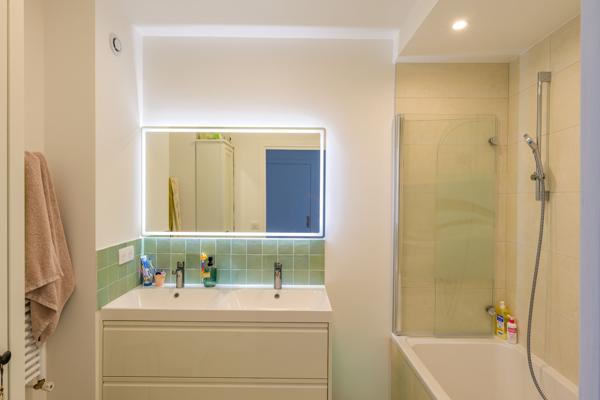 Appartement
                                                                                                                                                                                                                                                                                                                        5 pièce(s)                                                                                                                                                                                                          3 chambre(s)                                                                                                                                                                                                          100.73  m²