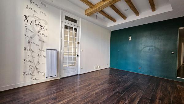 LOCAL COMMERCIAL 2 PIECES 47m² -