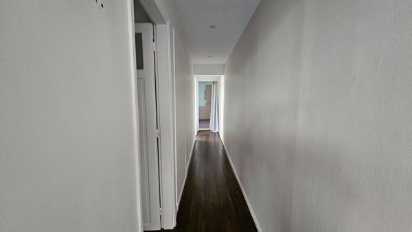 LOCAL COMMERCIAL 2 PIECES 47m² -