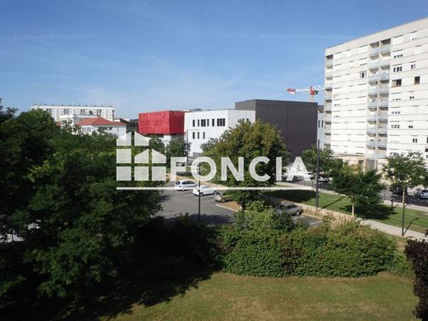 Location Studio 28.5 m² - CHENOVE IV Chenove 21300